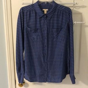 Classic button front 100% silk versatile shirt - from jeans to the boardroom